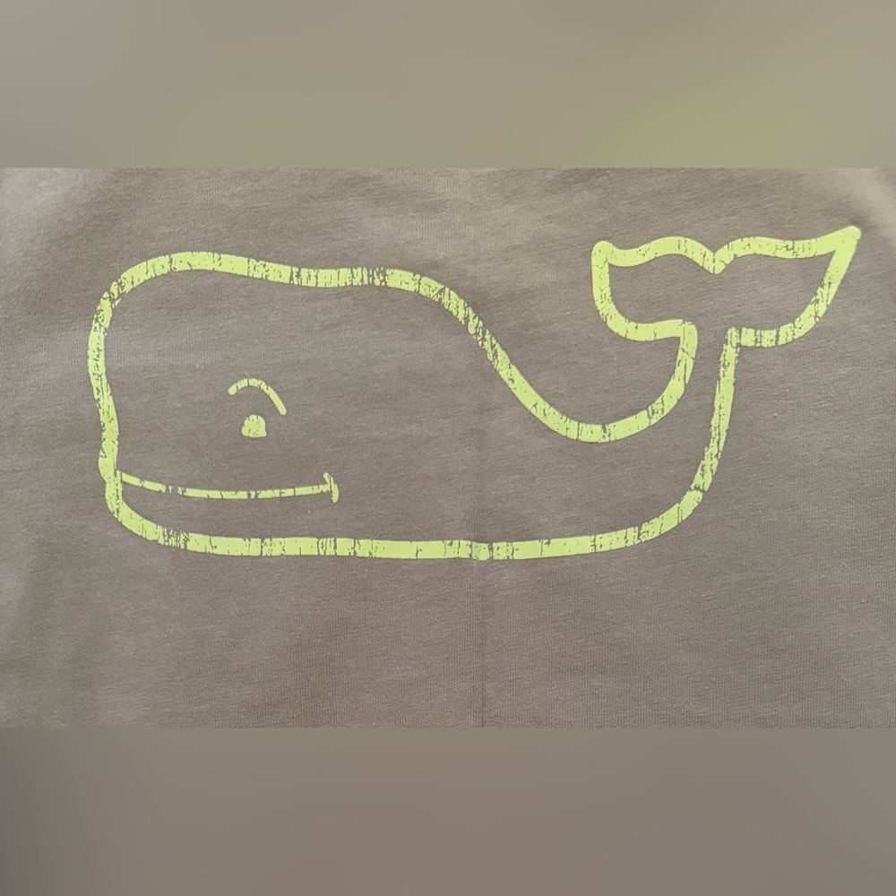 Vineyard Vines Tee with Whale 🐳